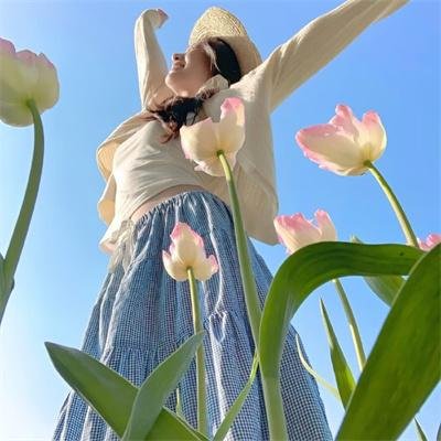 公寓里的两个女人